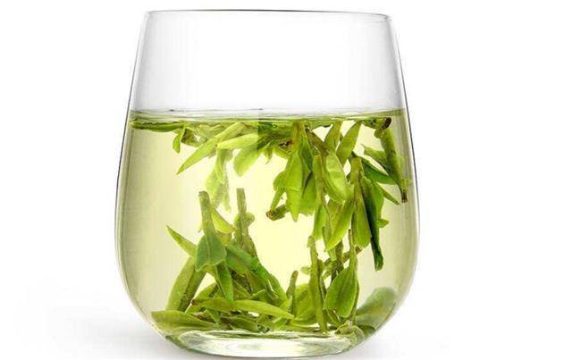 玻璃杯泡西湖龙井茶的好处